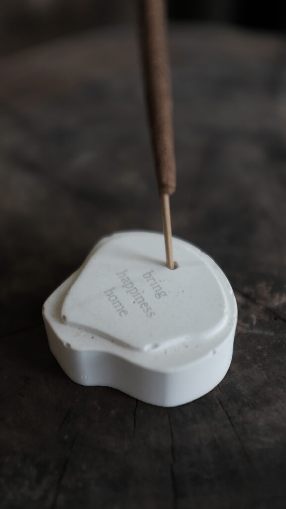 KFK25-AvaWeb-DeCamThanhHuong